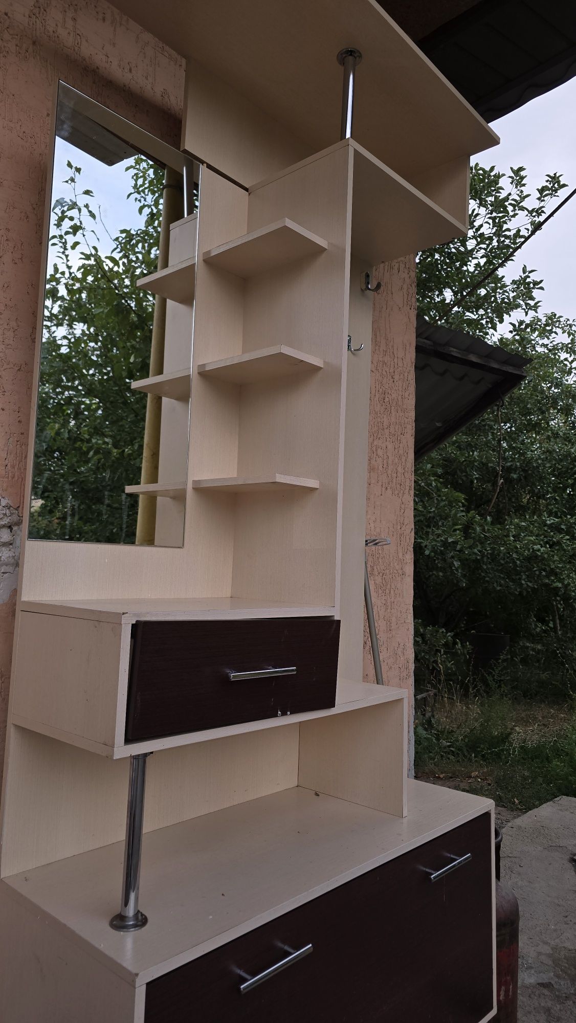 Продам ПРИХОЖКУ за отличную цену