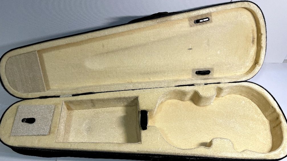 Продам скрипку Levinson VN- 4/4 EF