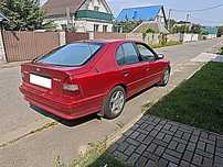 Nissan Primera 1992 , обьём 2.0 лифтбек