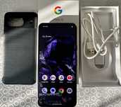 Смартфон Google Pixel 8, 5G, 128 GB, в идеальном состоянии.