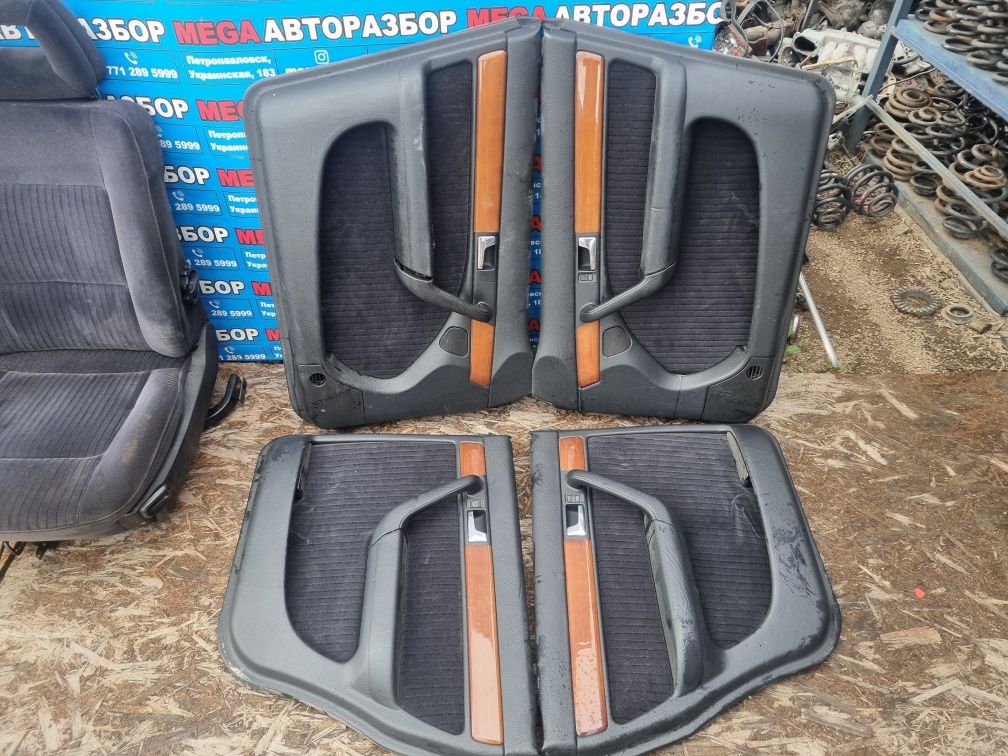 Салон на ауди 100 с4.