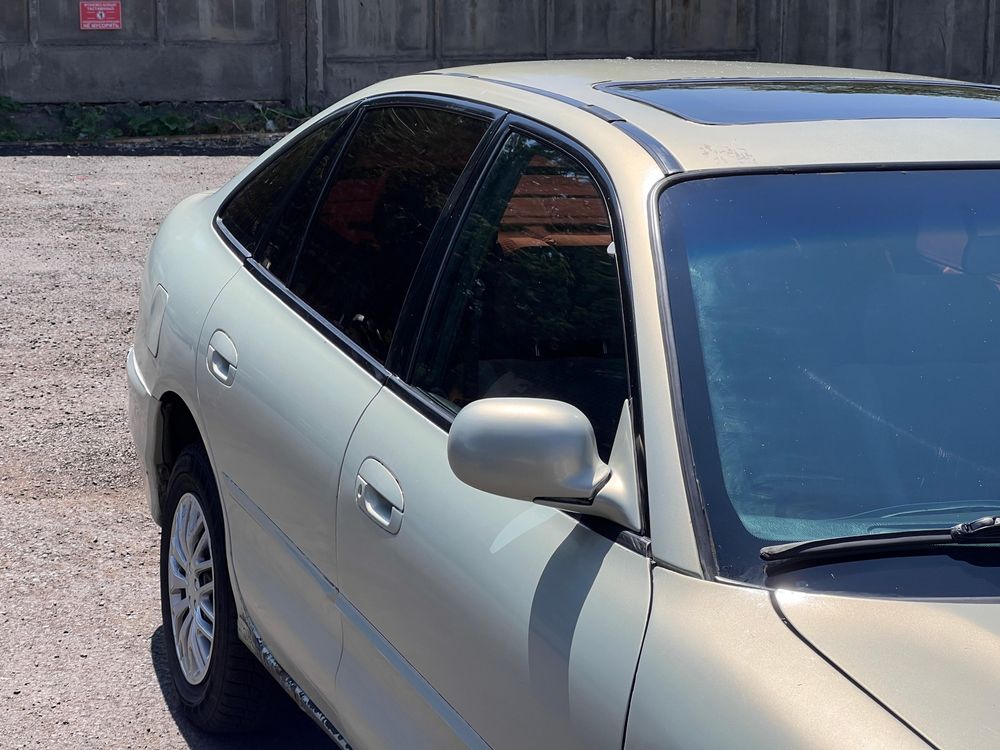 Mitsubishi Galant