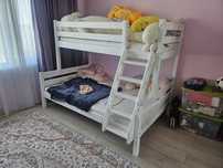 Продам детскую кровать с матрасом