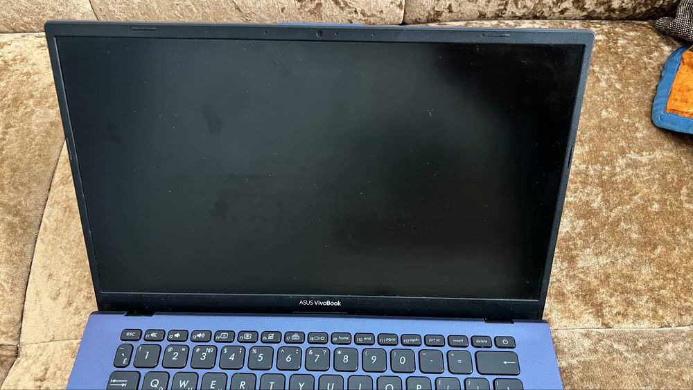Продам ноутбук ASUS VivoBook 14