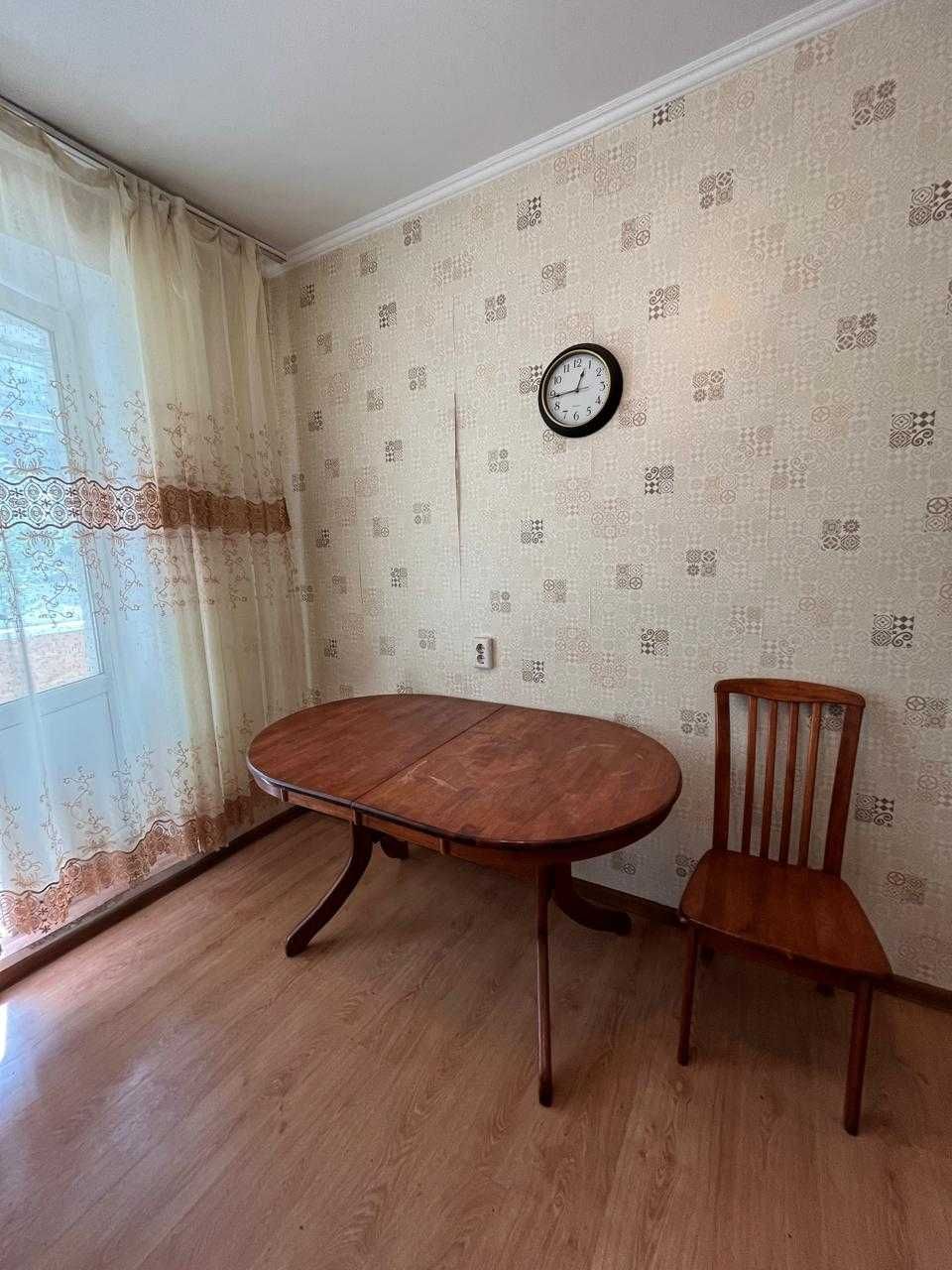Продаётся 2-х комнатная кв. по адресу:  
ул. Молдагуловой 17/6 (ТОРГ)