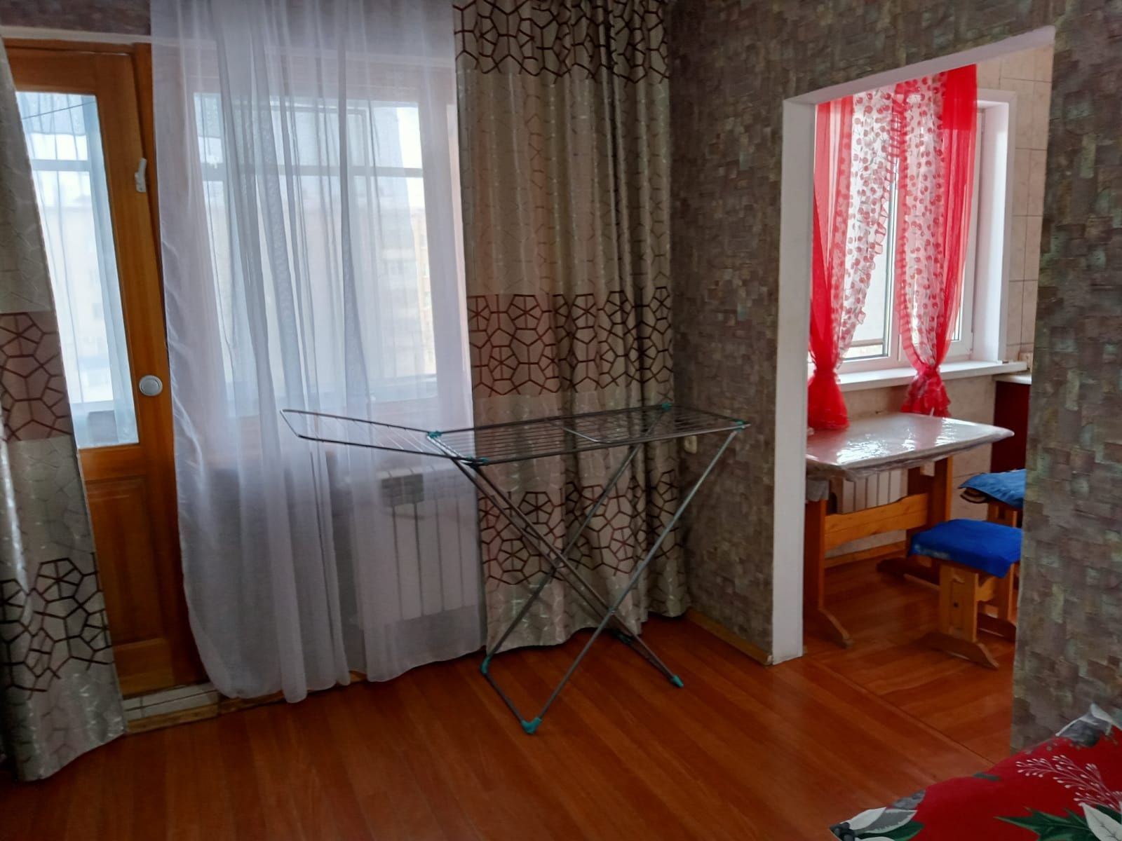 Продаётся 2-х комнатная квартира, район Гимназии Бэст