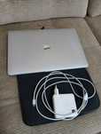 MacBook Pro 15-inch
Прцессрп Intel Core I7 2,8 GHz