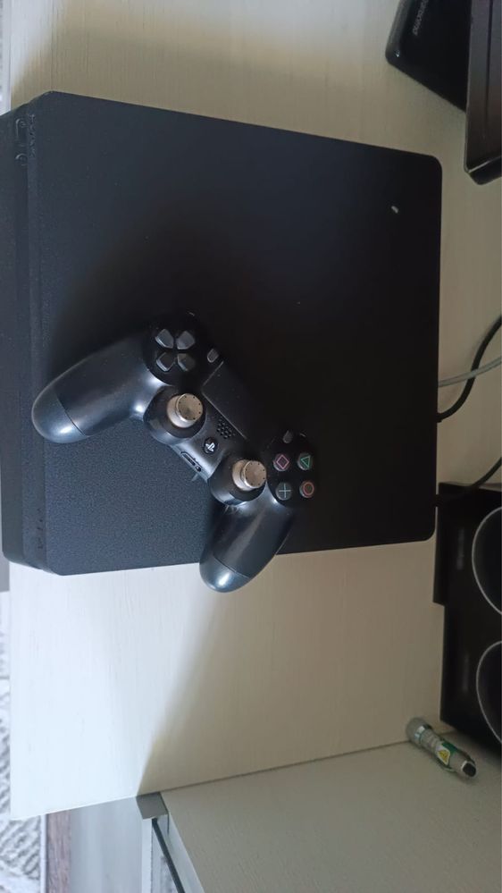 Ps 4 slim 1TD памяти