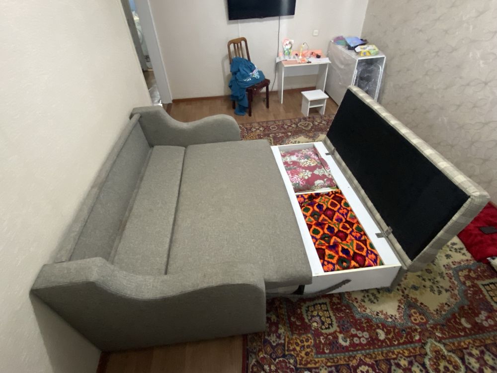 Продам диван российский