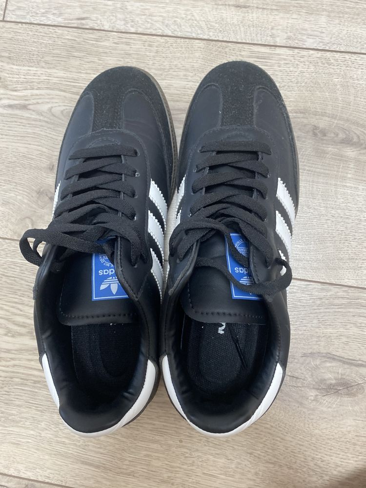 Продам кроссовки adidas samba