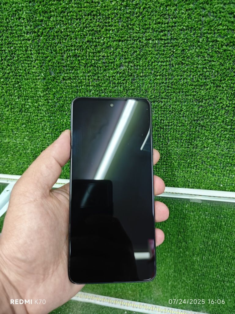 Продам Oppo A60 256 gb