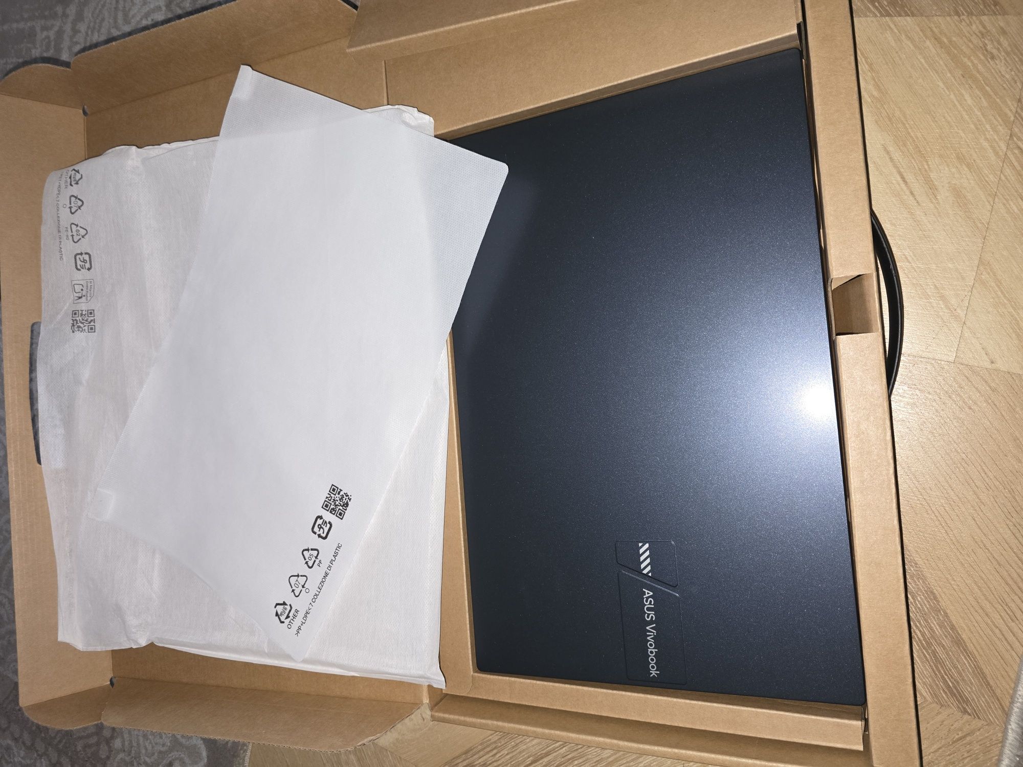 Ноутбук asus vivobook