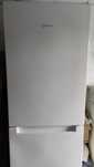 Холодильник Indesit