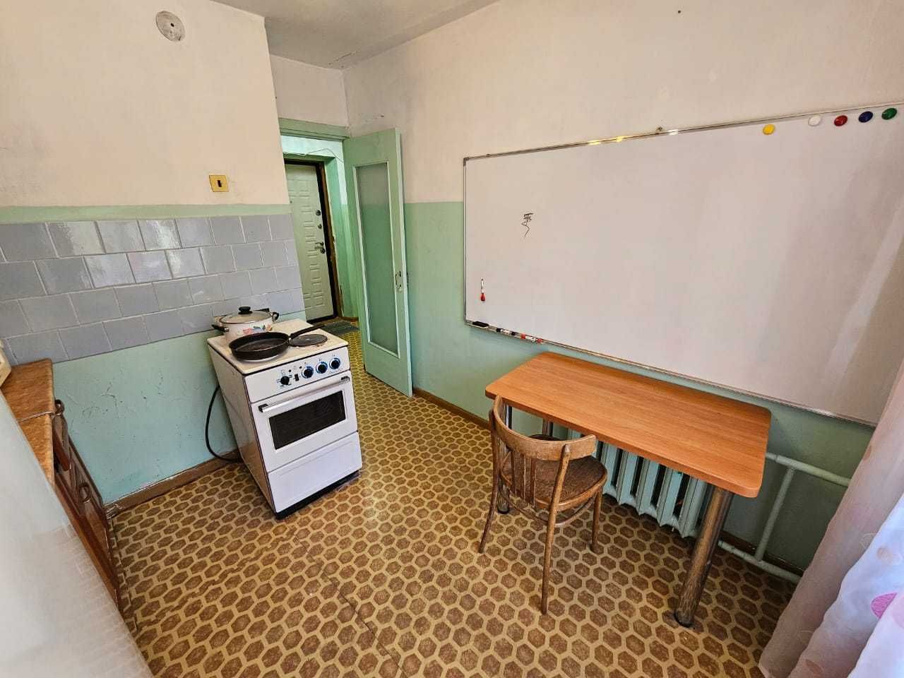 Меняю 1/5 ку ул.Славского 58 2/5,на 2 х.ком.кв.или 3х .ком. или продам