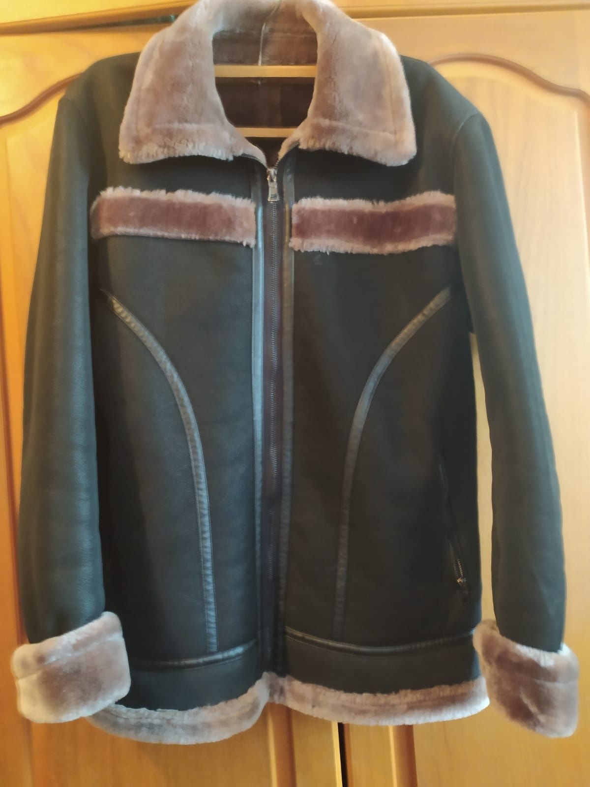 Продам куртку мужскую весна,осень