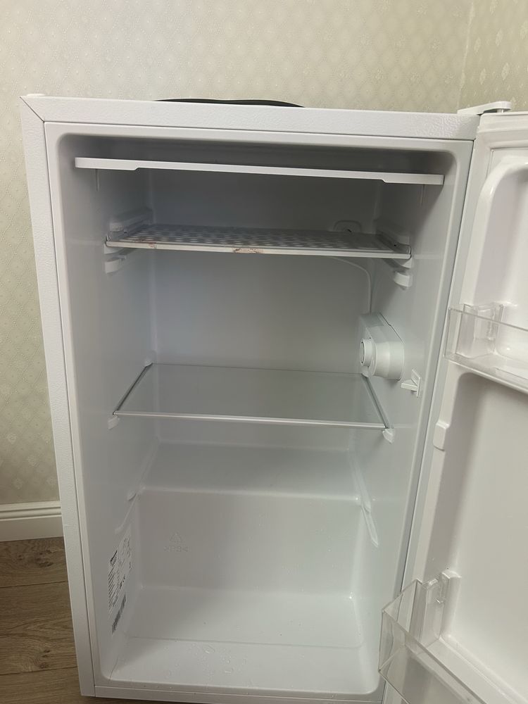 Холодильник маленький