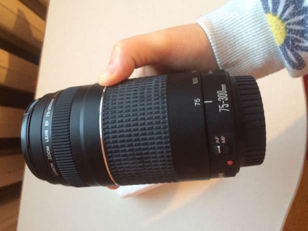 Объектив Canon 75-300 для фотоаппарата Кенон