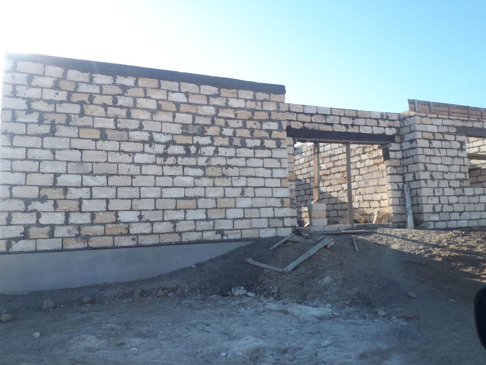 Срочно Продам:недостроенный Дом размер 15*14м