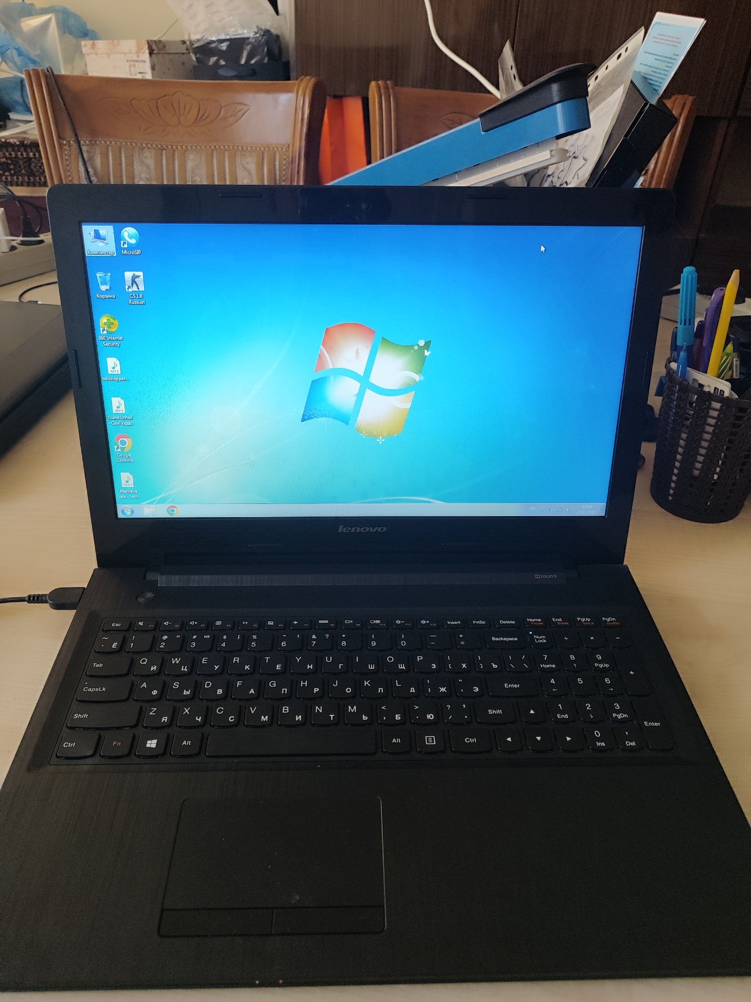 Ноутбук Lenovo .