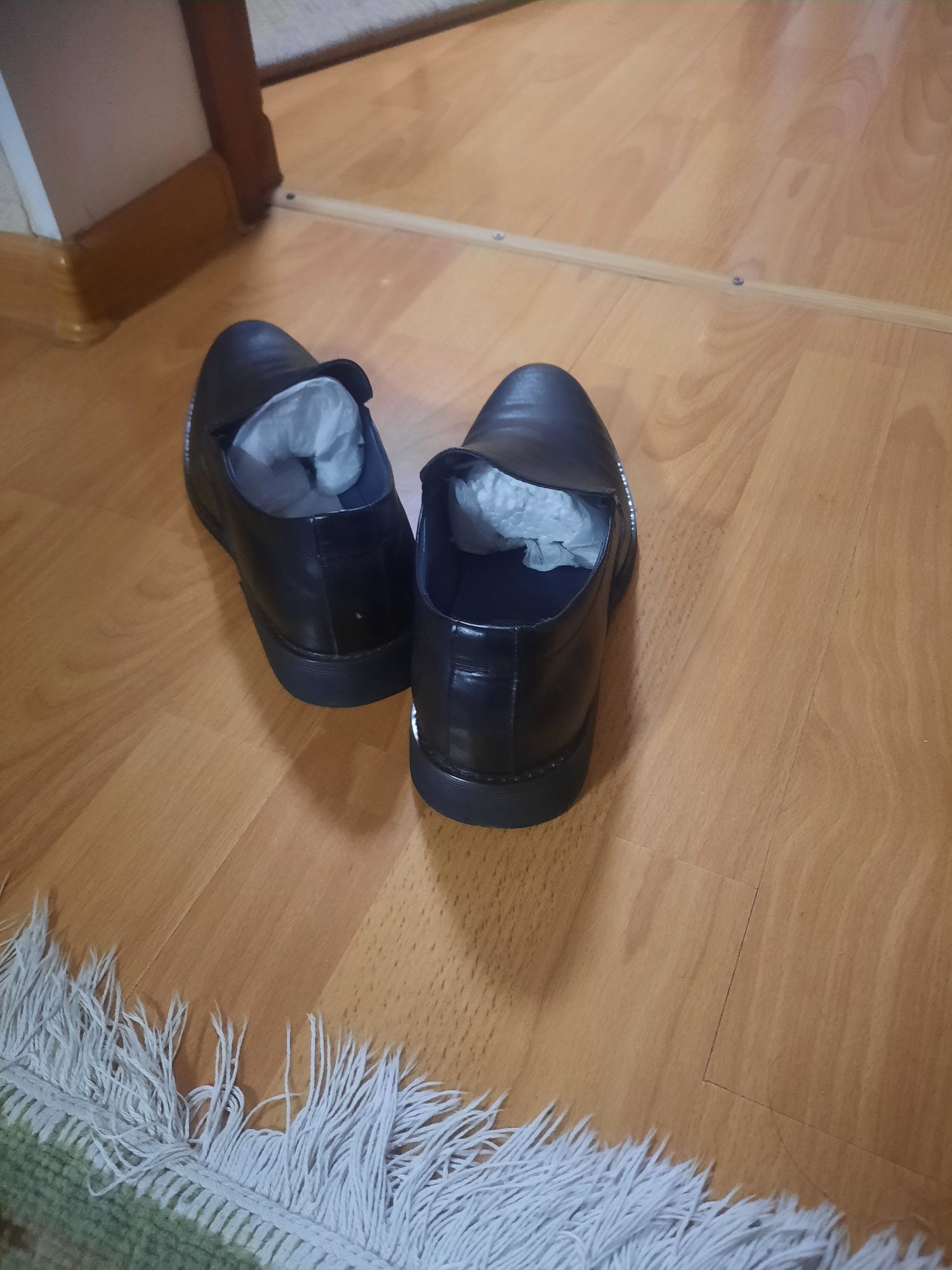 Мужские туфли, кожанные