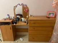 Срочно продам Распашной шкаф