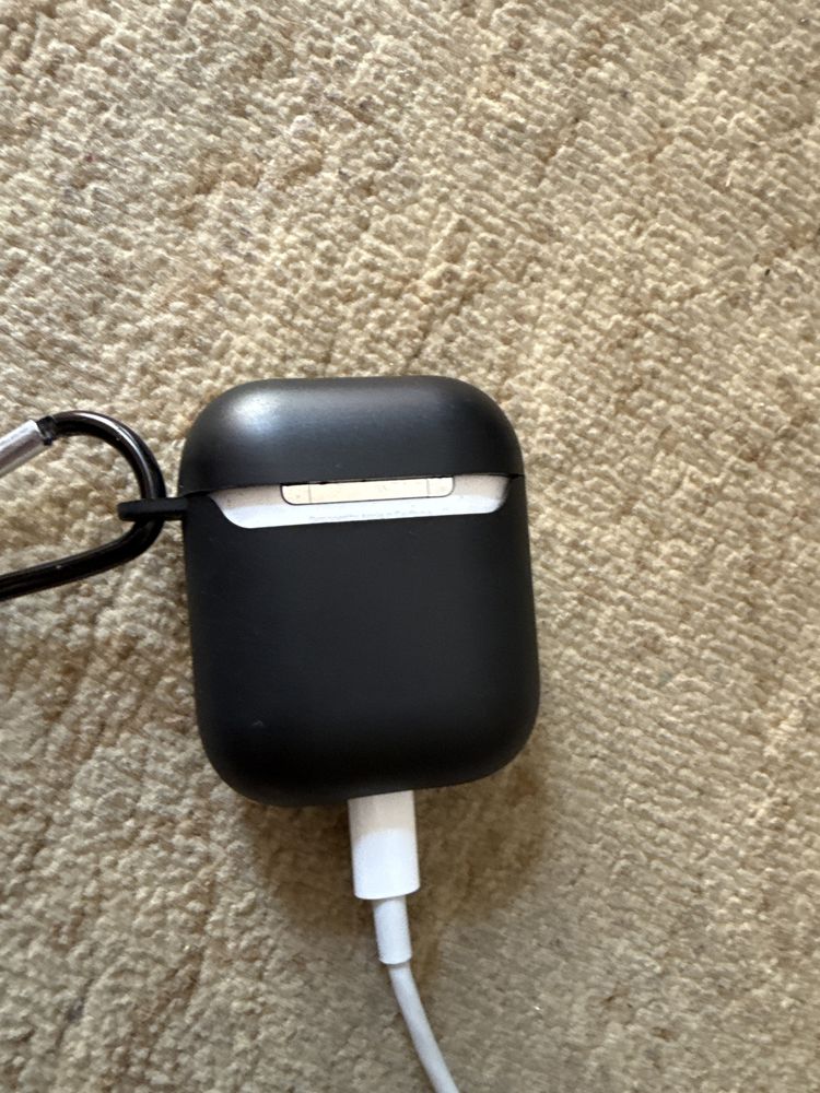 Airpods 2 нушник оргиналныи хорошыи качества новыи белый цвета компакн
