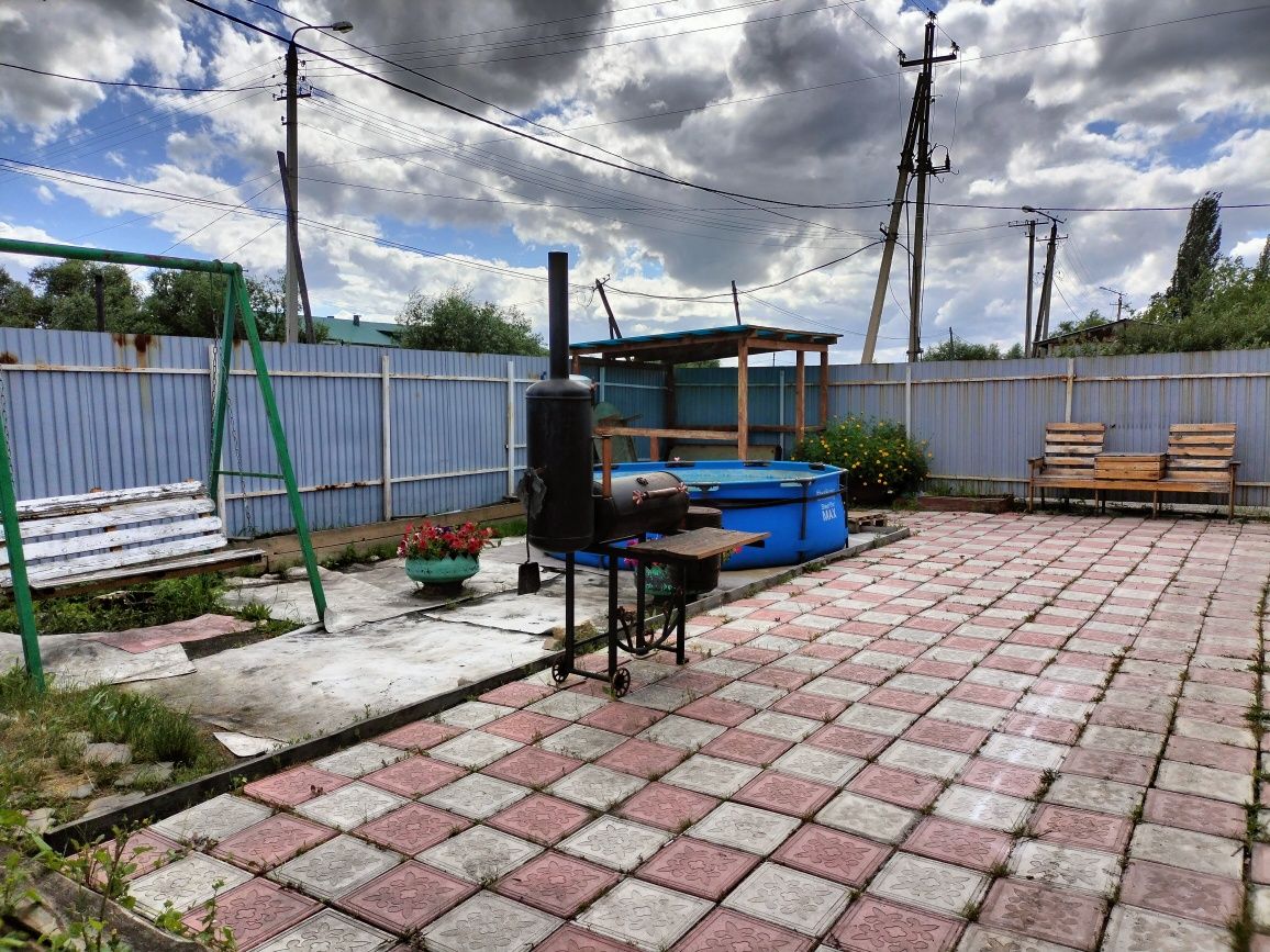 Баня 3500 тг час ( 3000 тг час акция в будние дни до 18.00ч.)