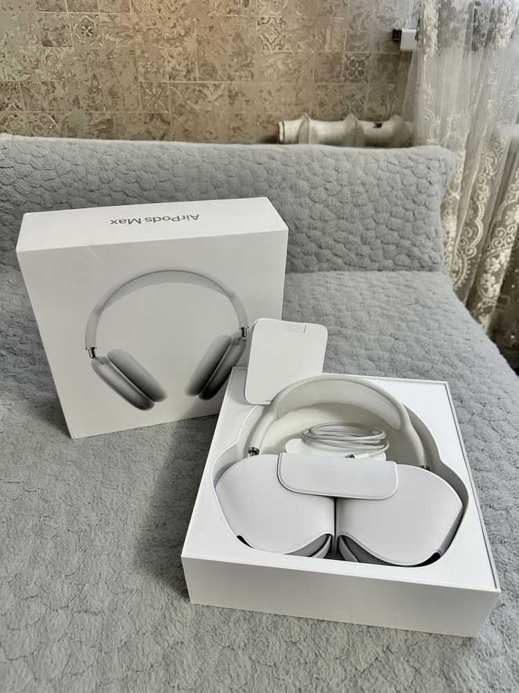 Apple AirPods Max