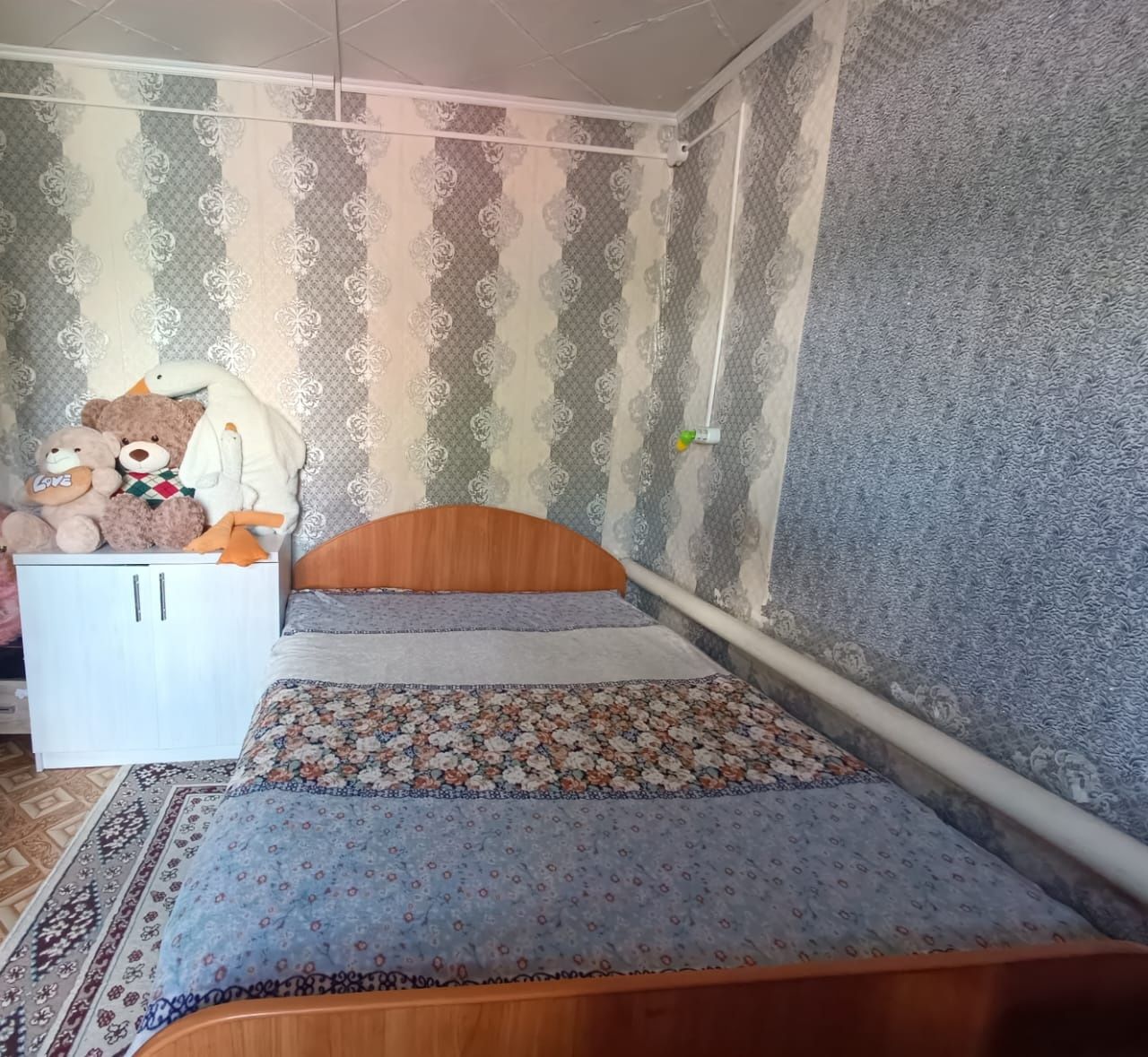 Срочно!!! Дом бревенчатый в районе СШ 3