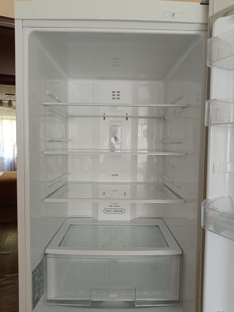Холодильник LG No Frost