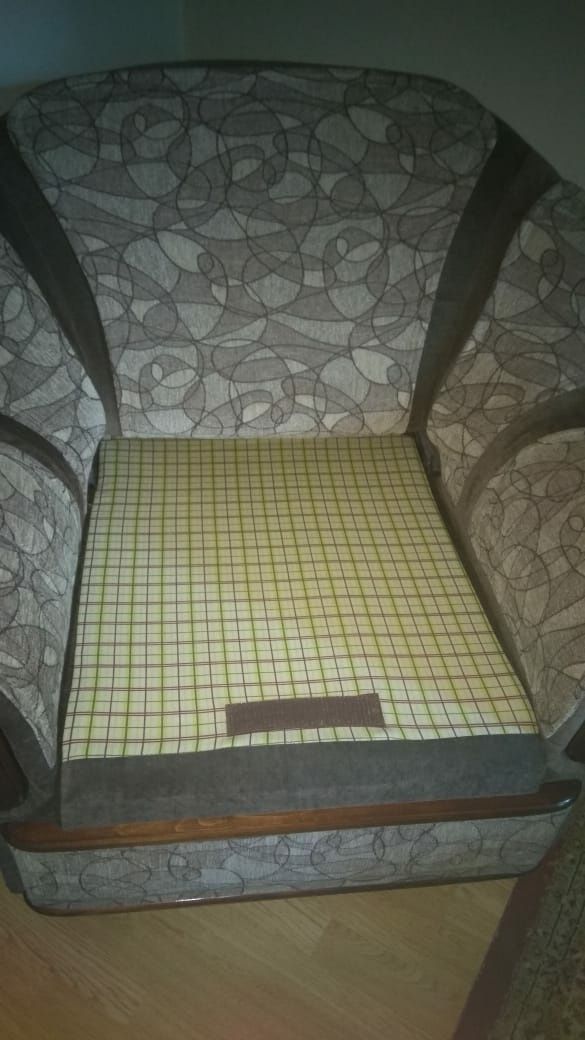 Диван плюс кресло