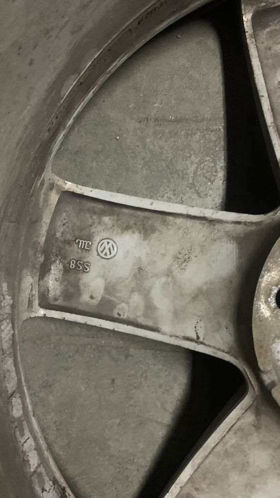 Диски r18 5/112 от passat cc