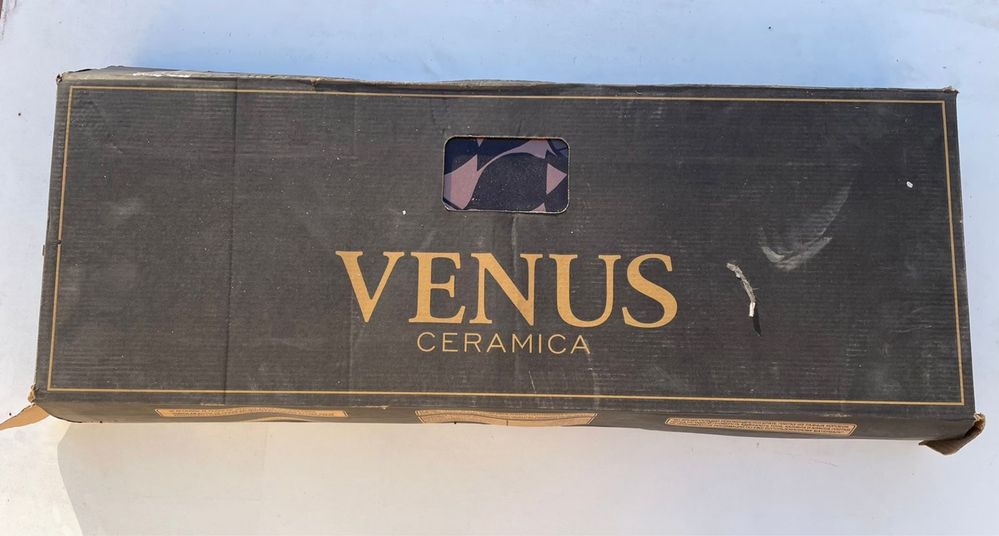Продам настенную и напольную плитки «VENUS»