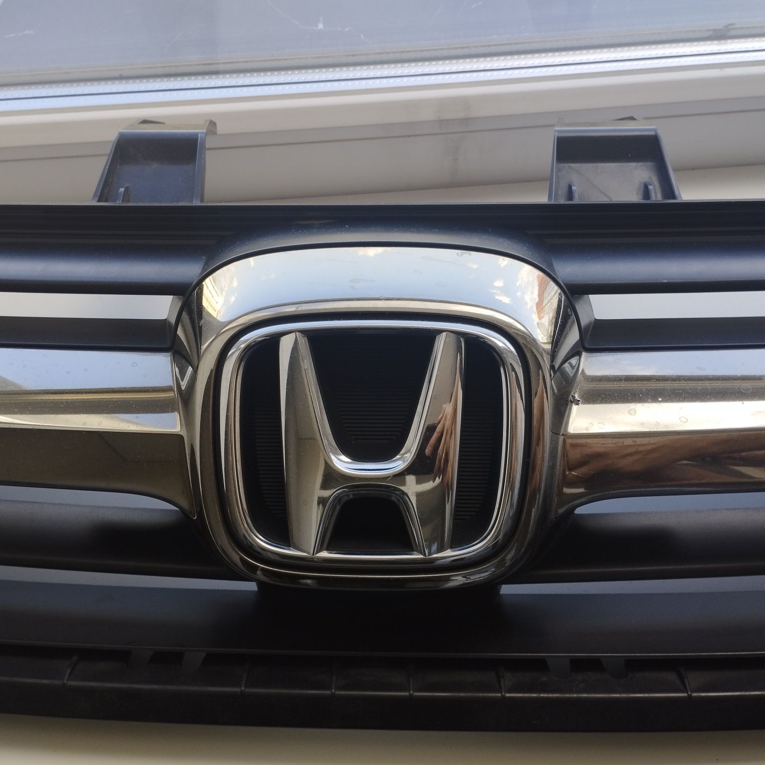 Решетка радиатора Honda Stream RN6 рестайлинг