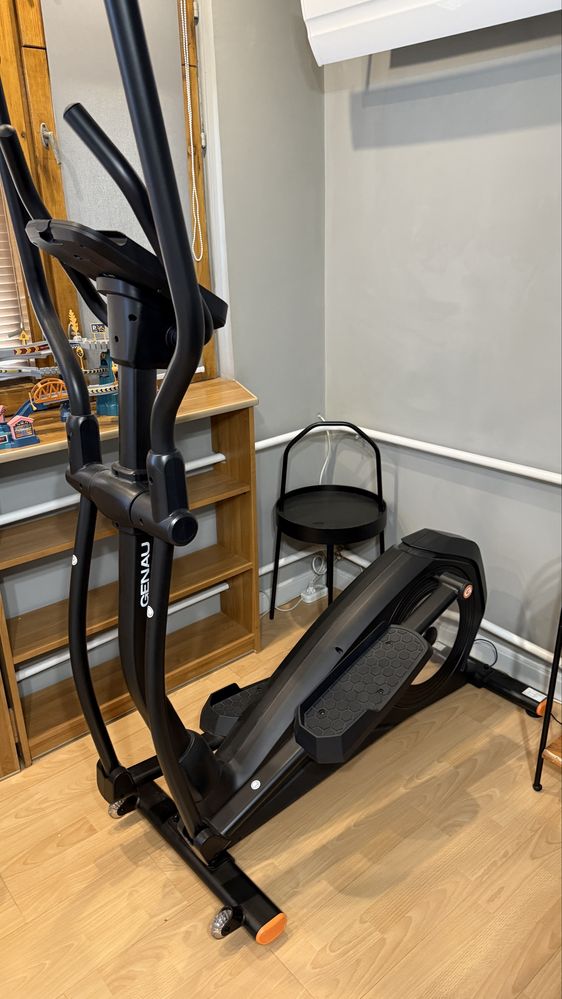 эллиптический тренажер Genau Crosstrainer Deluxe V3