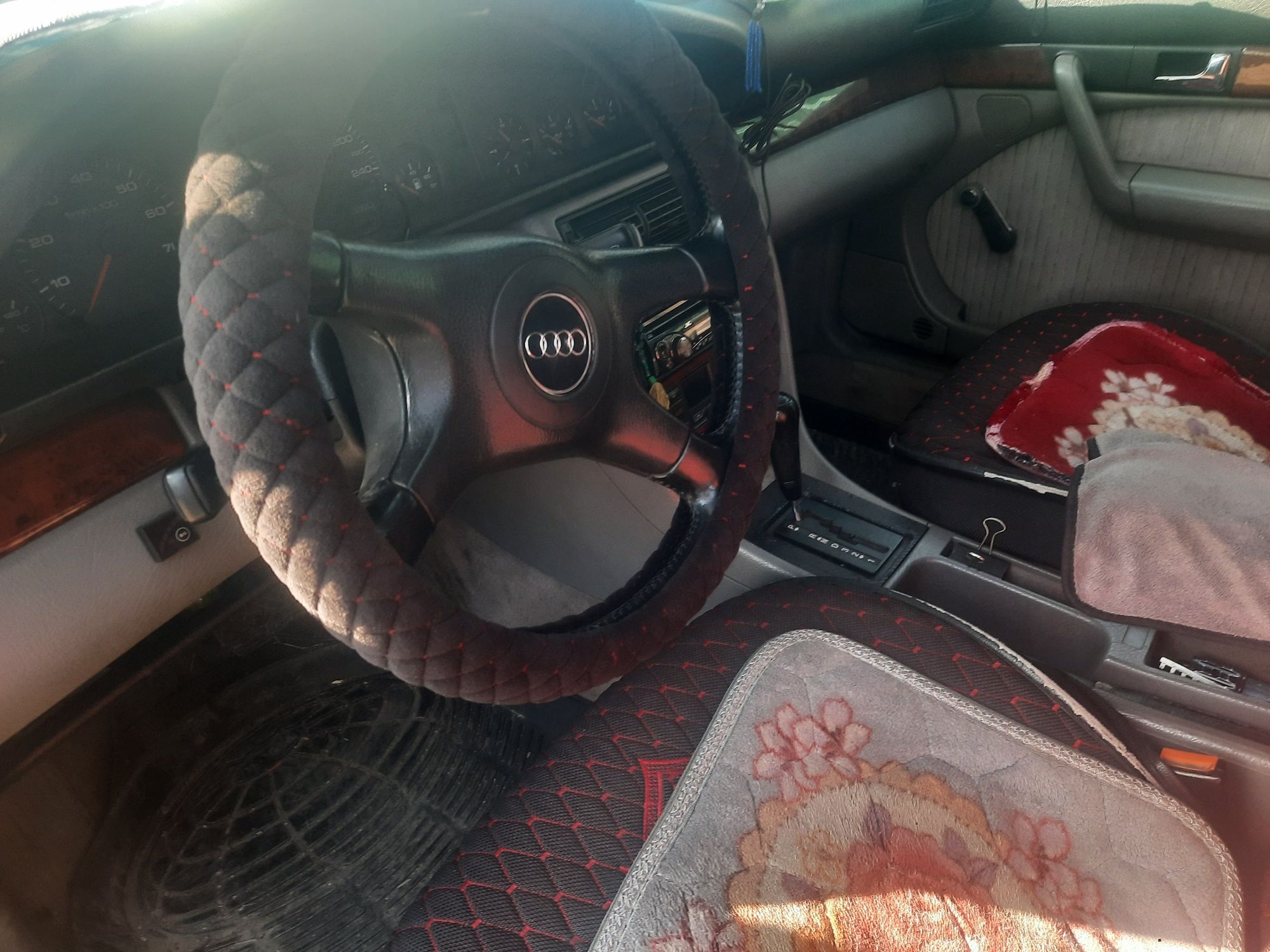 Продам Audi 100 C4.