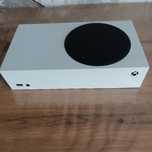 Игровая приставка xbox series s с двумя геймпадами с играми