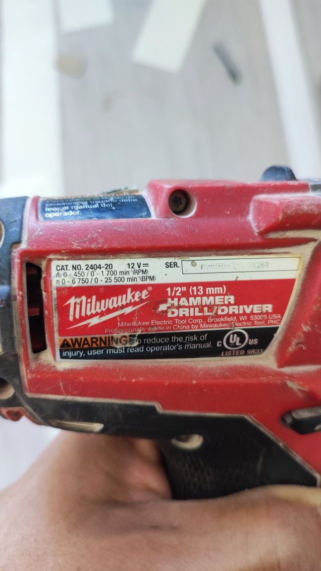 Шуруповёрт Milwaukee 2404