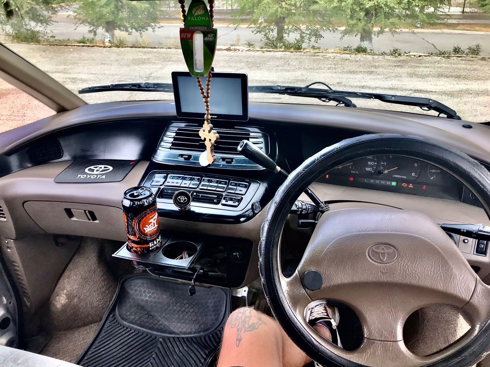 Toyota lucida На разбор