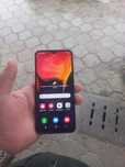 Продам телефон Samsung A50 память 64гб