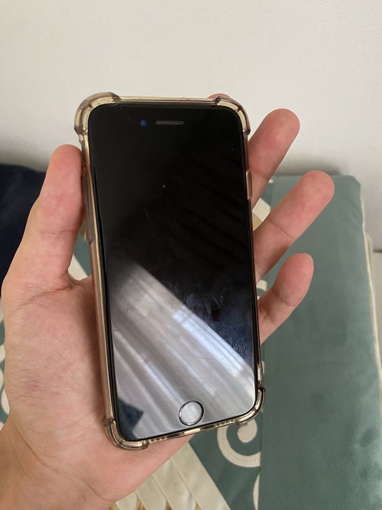 iPhone 7 32 GB в хорошем состояние