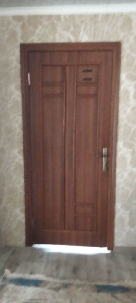 Продам дверь и окно деревянный