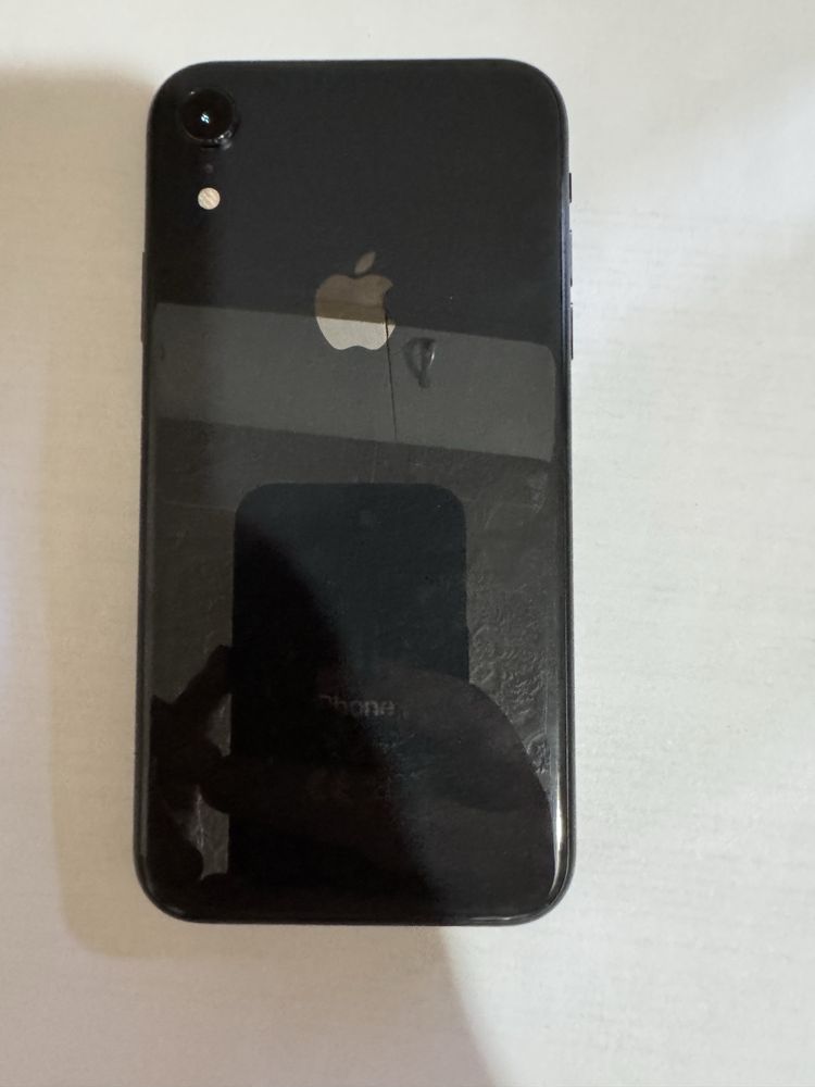 Продам Iphone xr