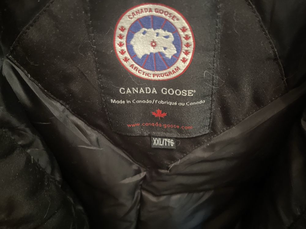 Продам парку Canada Goosе