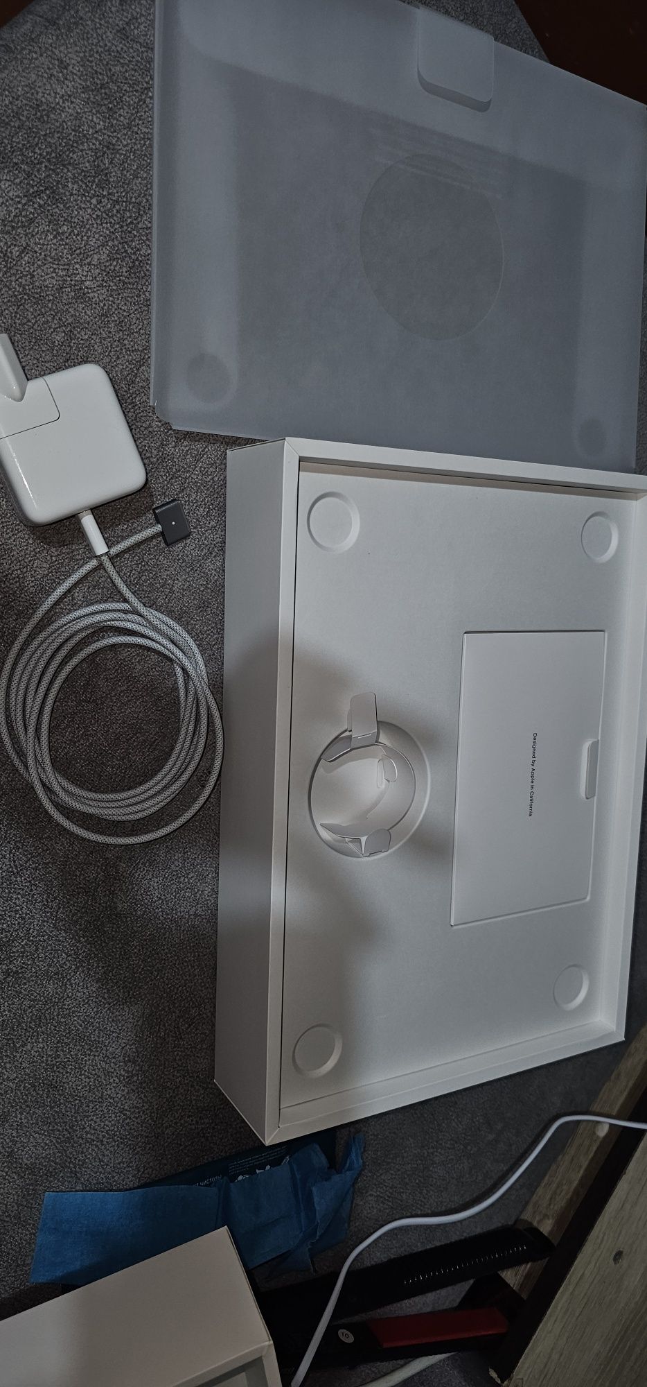 Продаю Apple MacBook