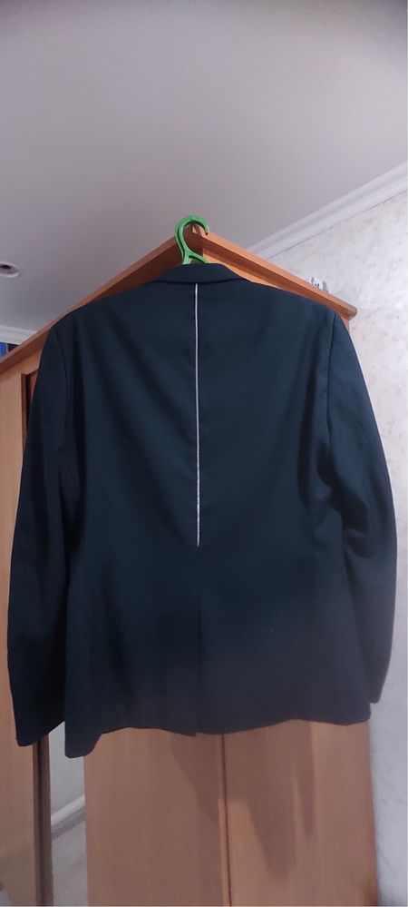 Продам костюмы НИШ