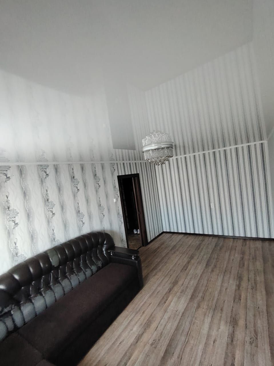 Продам 1-ком квартиру район маг.Короны.