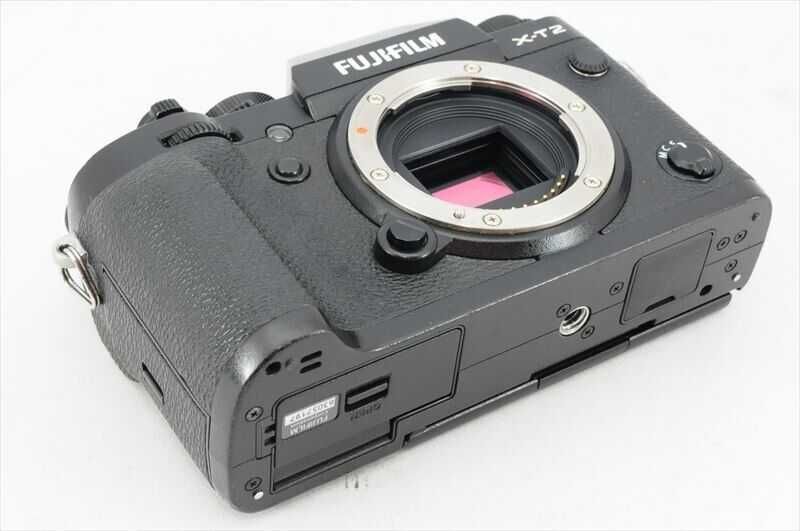 Fujifilm X-T2 Цифровая камера + аккумуляторная рукоятка