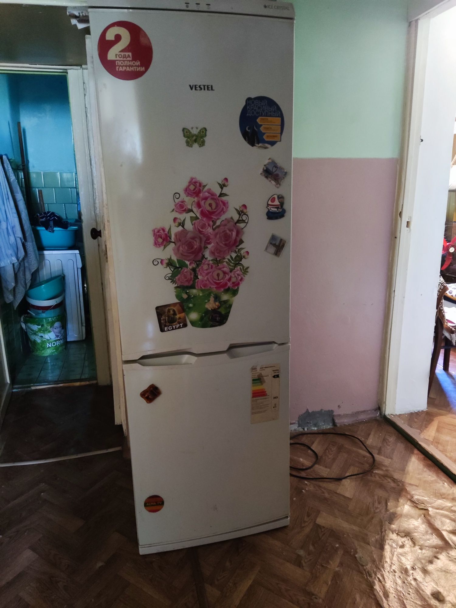 Холодильник к продаже