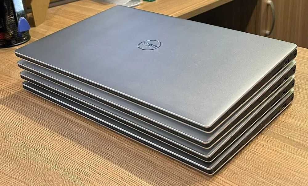 DELL XPS 13 9360. Core i7 7560U 2.4/3.8 GHz. 8/512 GB
